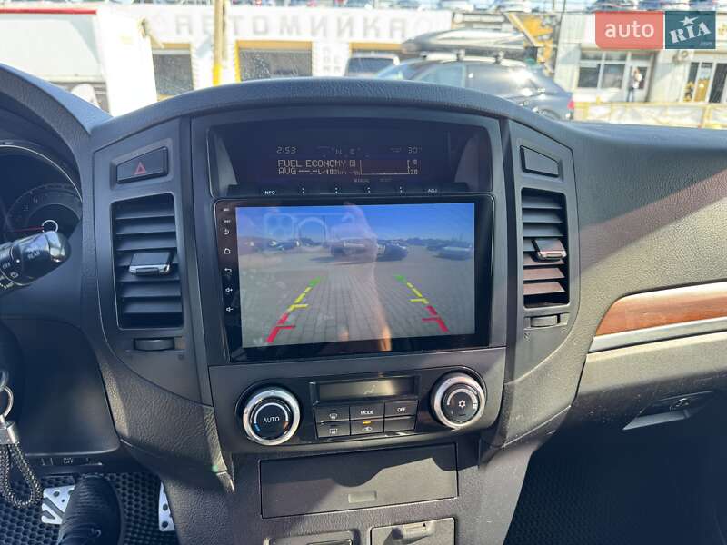 Mitsubishi Pajero 2007