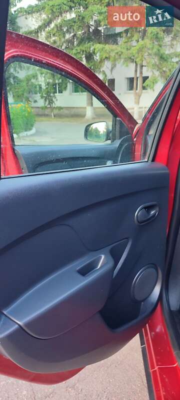 Dacia Sandero StepWay 2013