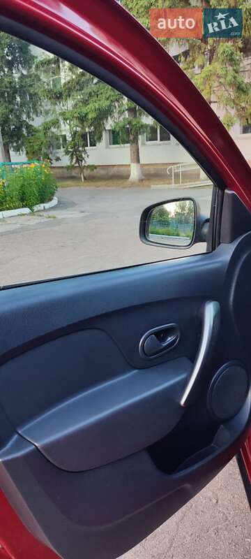 Dacia Sandero StepWay 2013