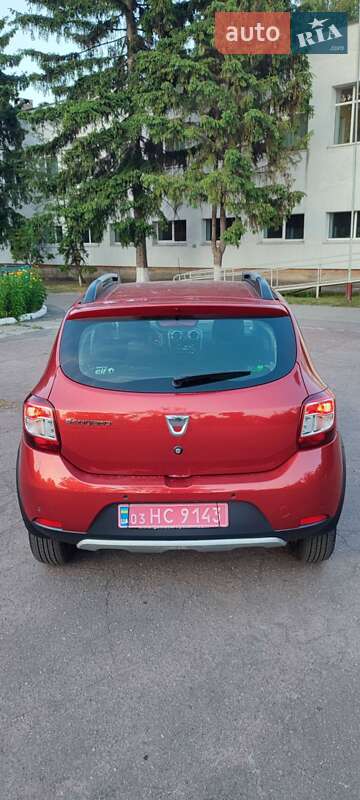 Dacia Sandero StepWay 2013