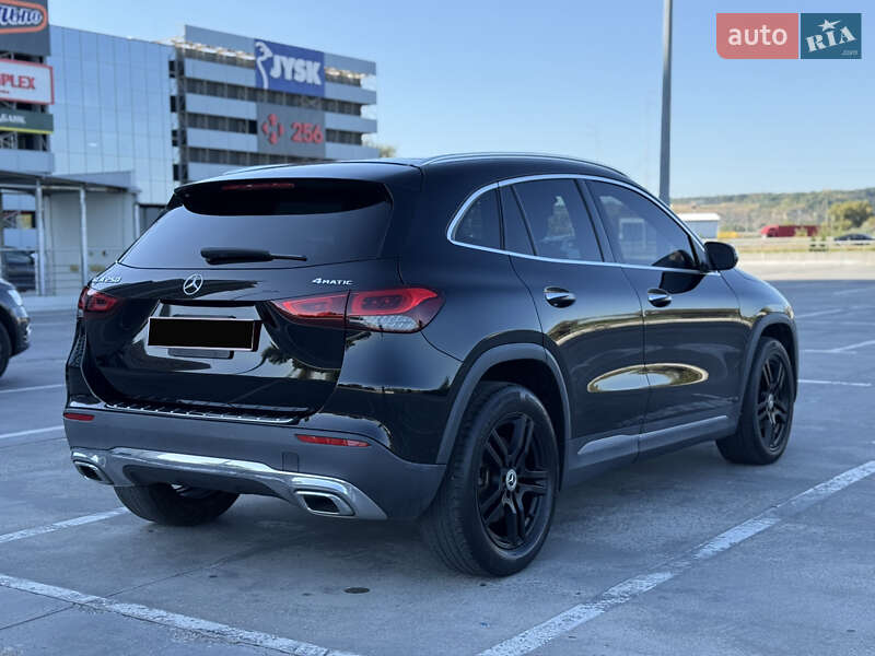 Mercedes-Benz GLA-Class 2020