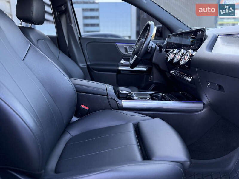 Mercedes-Benz GLA-Class 2020