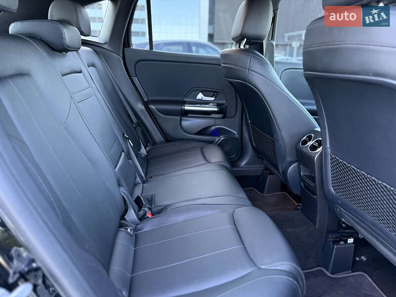 Mercedes-Benz GLA-Class 2020