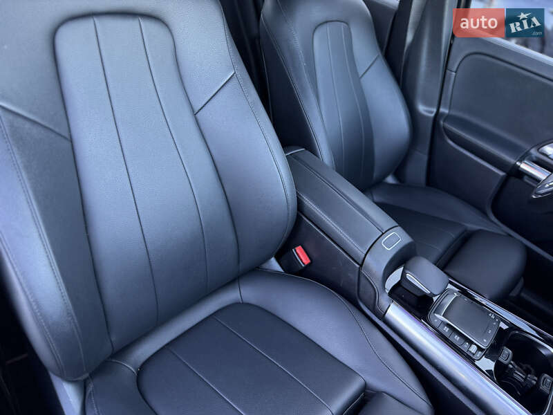 Mercedes-Benz GLA-Class 2020