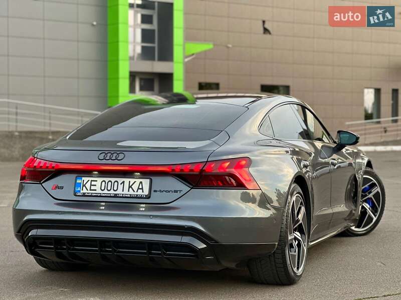 Audi-2