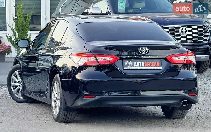 Toyota Camry 2019