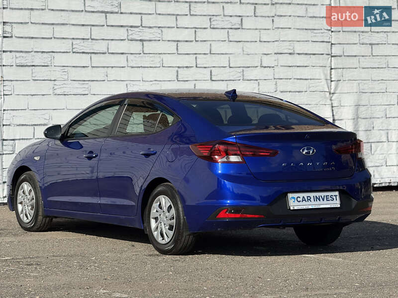 Hyundai Elantra 2019