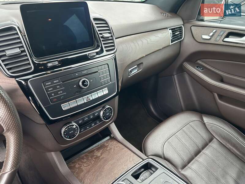 Mercedes-Benz GLE-Class 2016