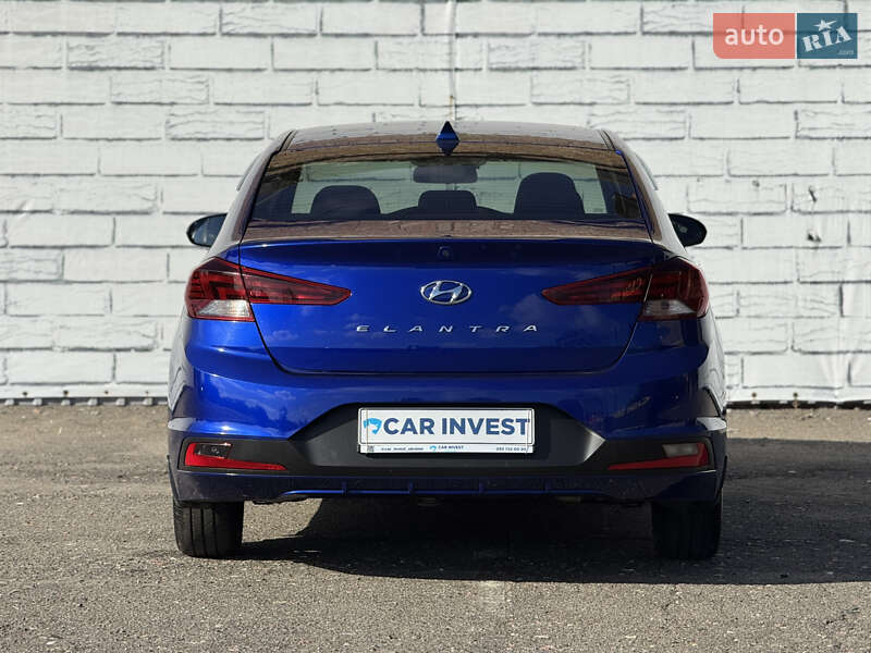 Hyundai Elantra 2019