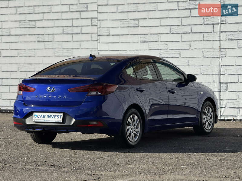 Hyundai Elantra 2019