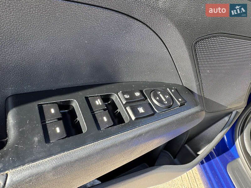 Hyundai Elantra 2019