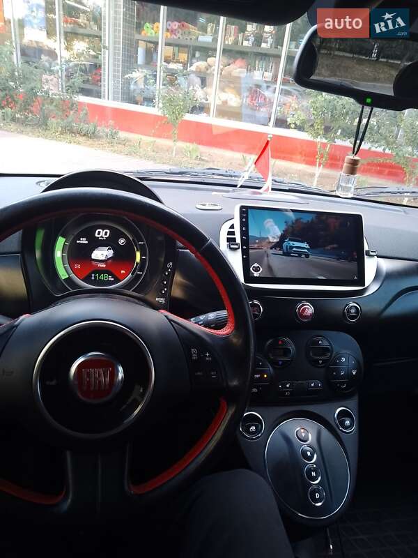 Fiat 500e 2013
