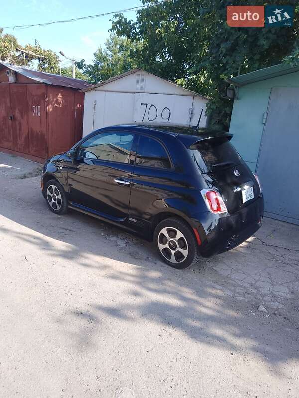 Fiat 500e 2013