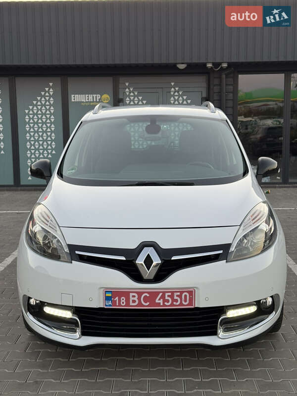 Renault Grand Scenic 2015