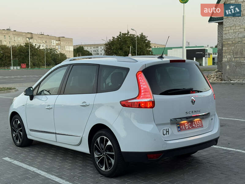 Renault Grand Scenic 2015