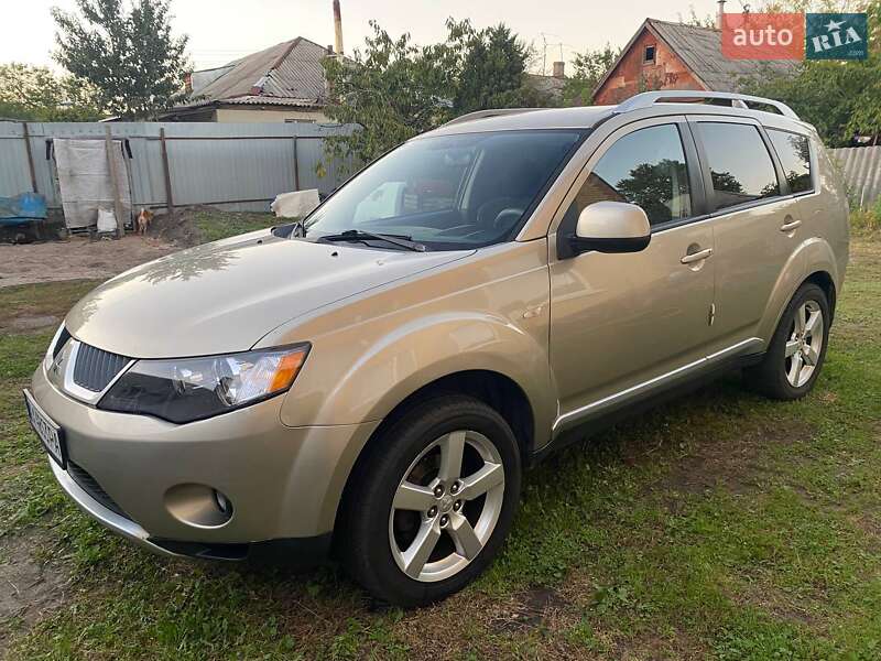 Mitsubishi Outlander 2008