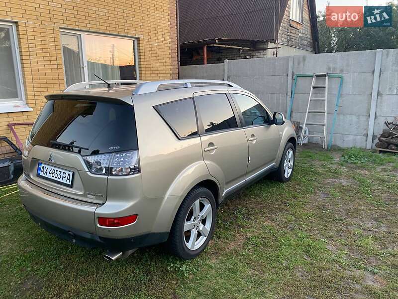 Mitsubishi Outlander 2008