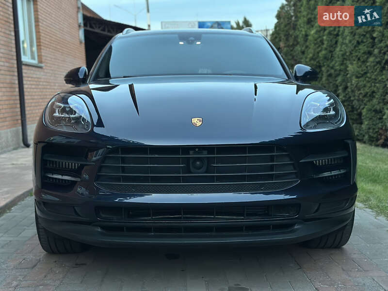 Porsche Macan 2021