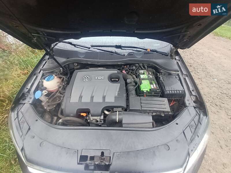 Volkswagen Passat 2011