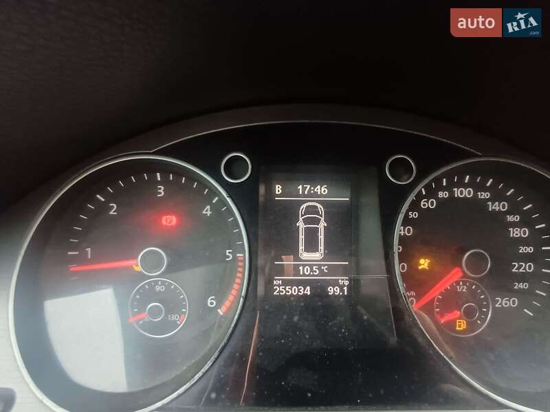 Volkswagen Passat 2011