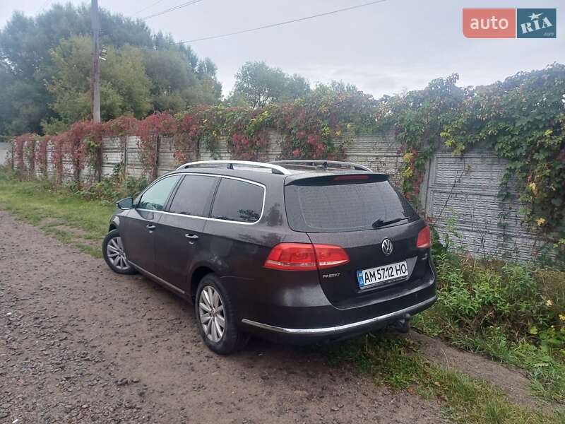 Volkswagen Passat 2011