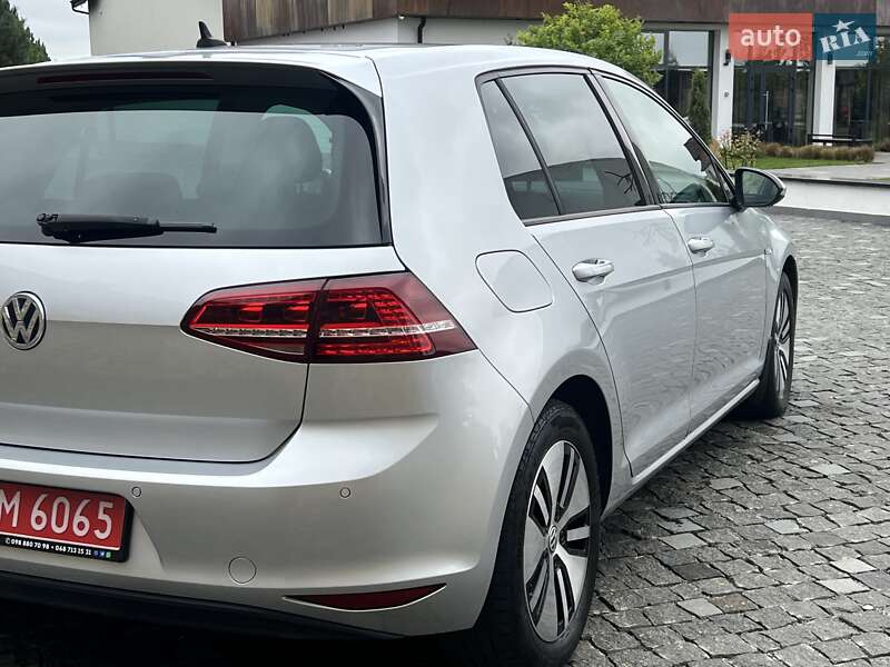 Volkswagen e-Golf 2016