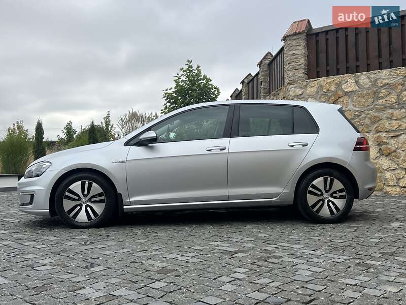 Volkswagen e-Golf 2016