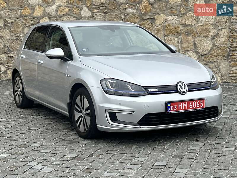 Volkswagen e-Golf 2016