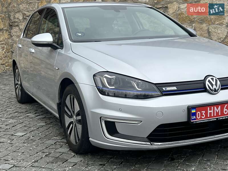 Volkswagen e-Golf 2016