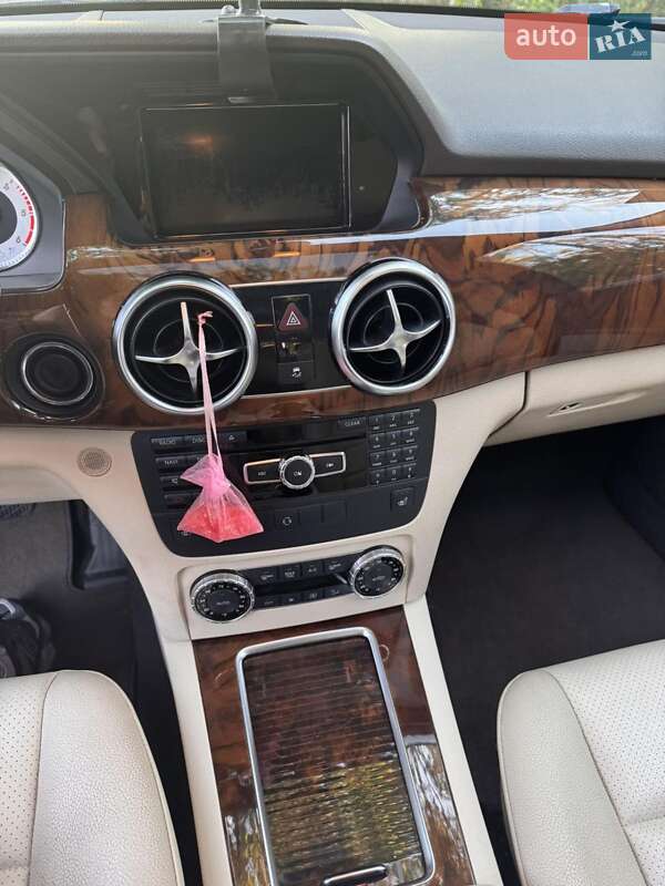 Mercedes-Benz GLK-Class 2014