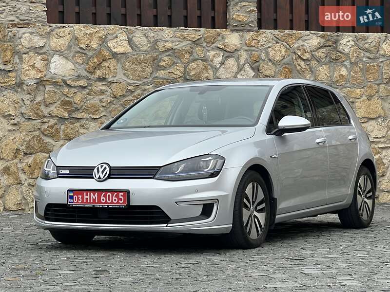Volkswagen e-Golf 2016