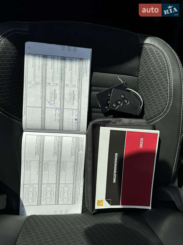 Renault Grand Scenic 2015