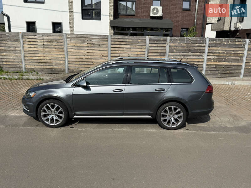 Volkswagen Golf Alltrack 2016