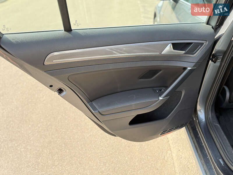 Volkswagen Golf Alltrack 2016