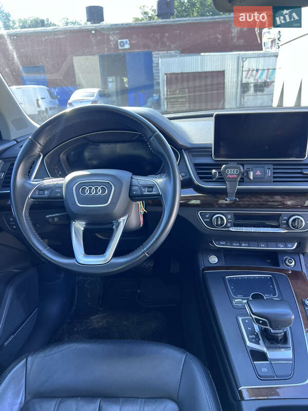 Audi-3
