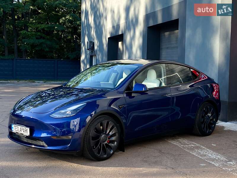 Tesla-3