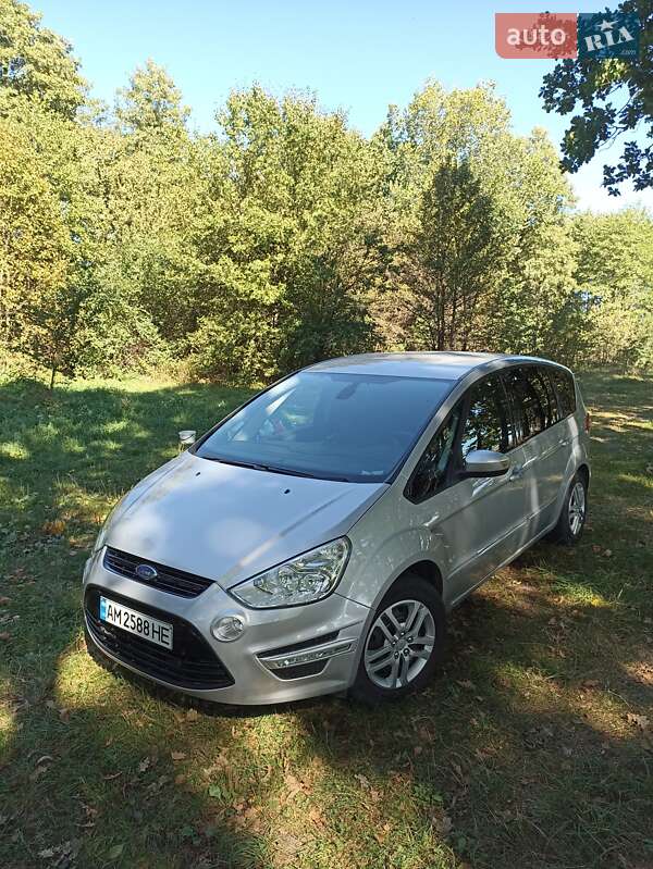 Ford S-Max 2013