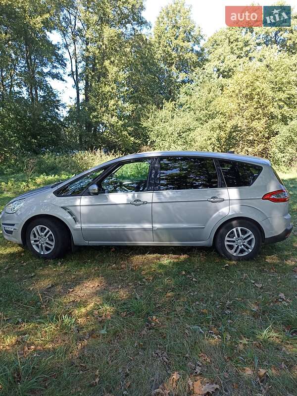 Ford S-Max 2013