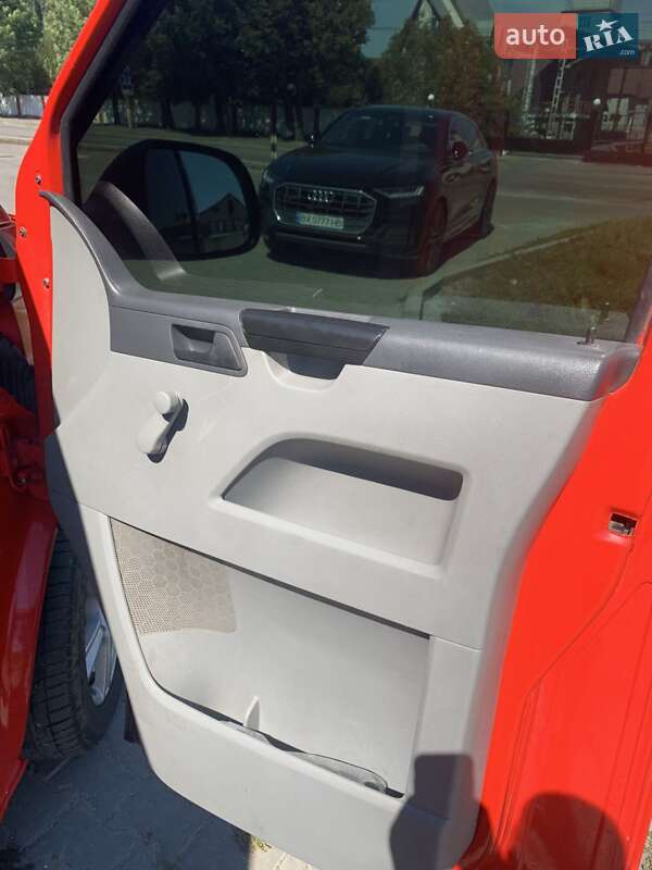 Volkswagen Transporter 2010