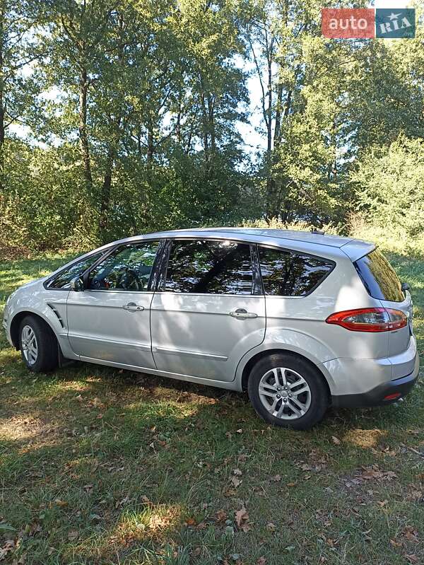 Ford S-Max 2013