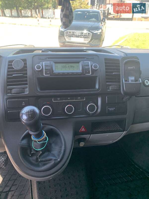 Volkswagen Transporter 2010