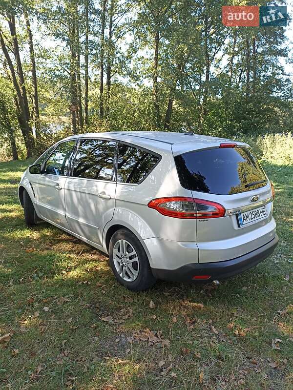 Ford S-Max 2013