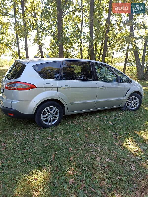 Ford S-Max 2013