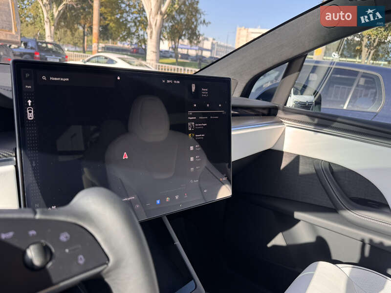 Tesla Model X 2022