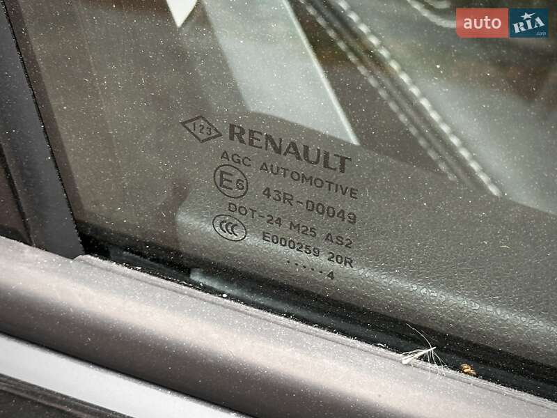 Renault-49