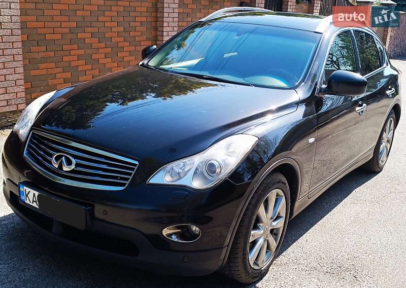 Infiniti EX 25 2012