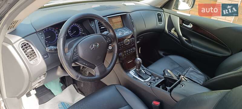 Infiniti EX 25 2012