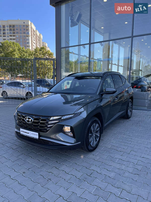 Hyundai-29