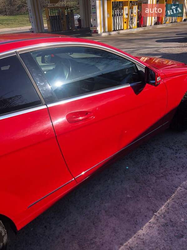 Mercedes-Benz C-Class 2012