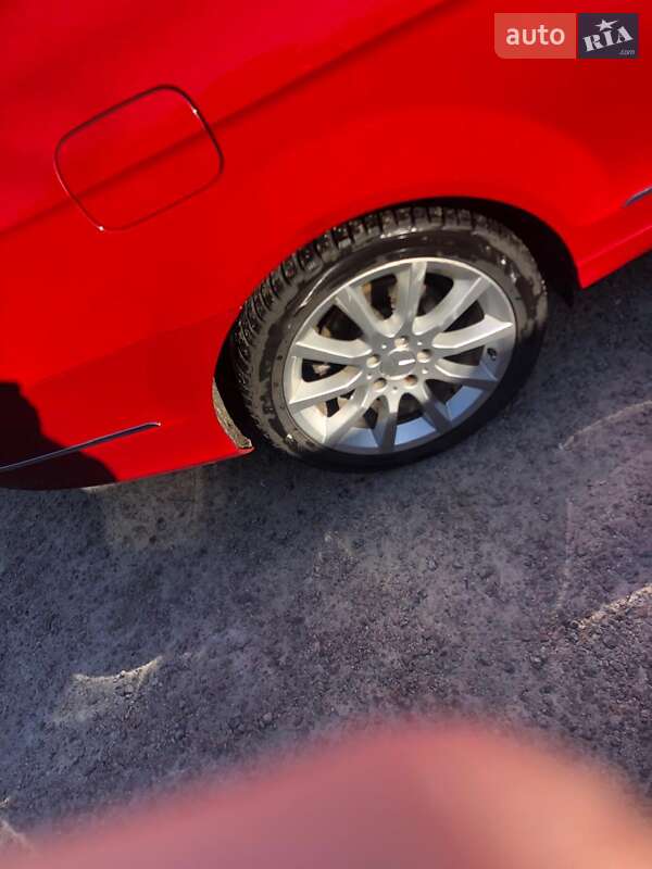 Mercedes-Benz C-Class 2012